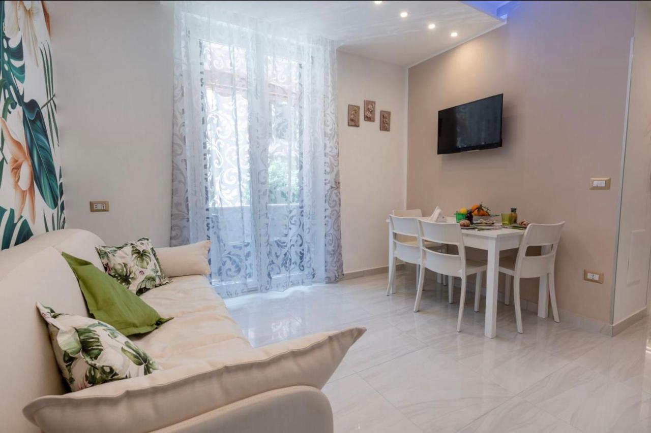 Profumo Di Mare Offre Parcheggio Gratuito 马奥莱 外观 照片